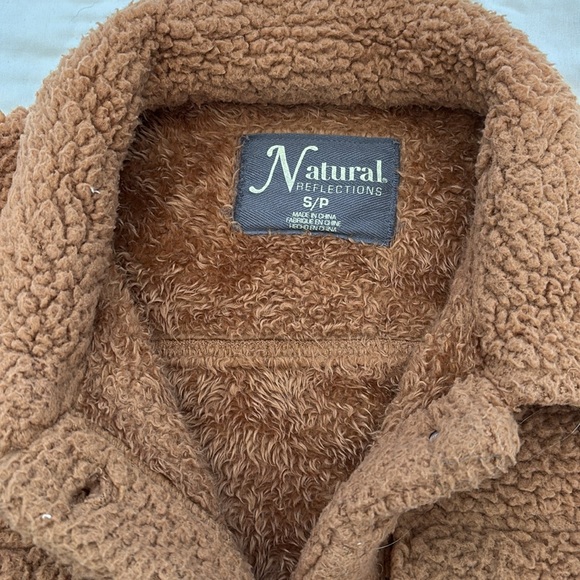 Sherpa Jacket - Picture 3 of 6